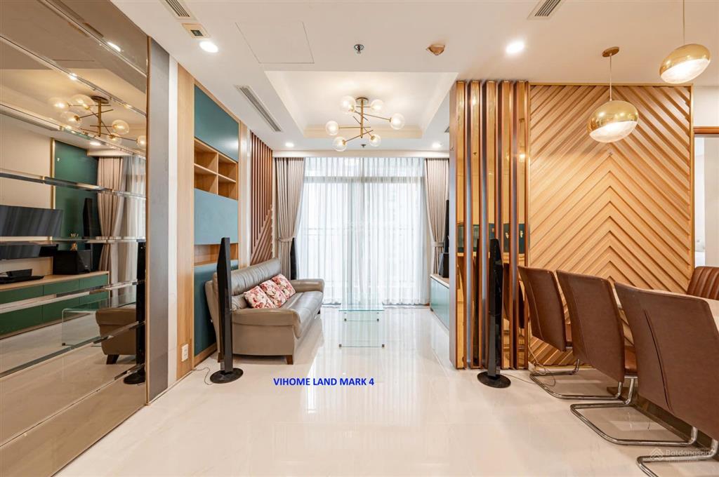 Chính chủ bán căn hộ vinhomes central park 2pn full nội thất (view bitexco, có sẵn hđ thuê)