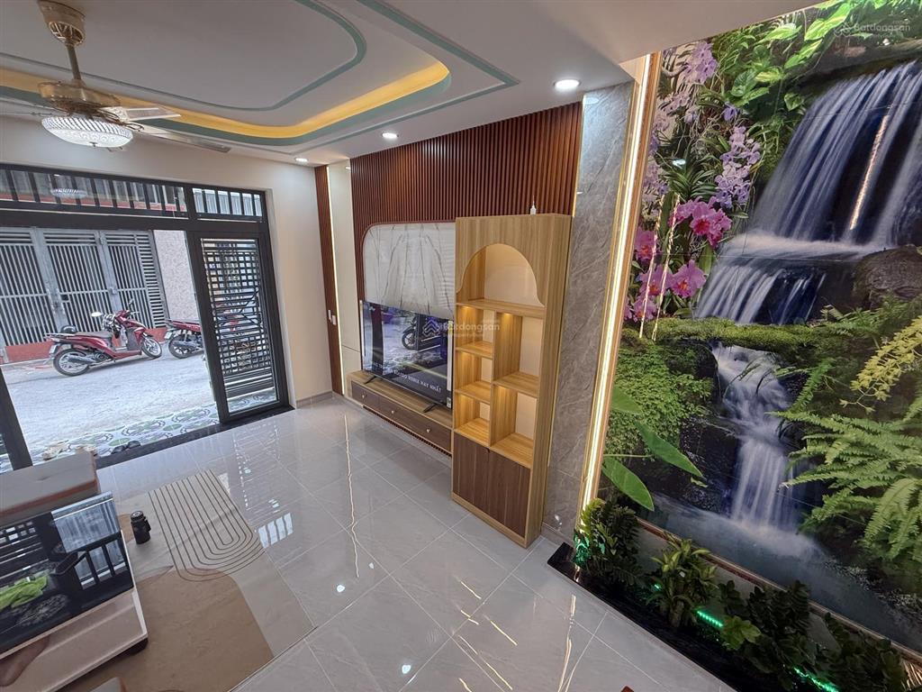 Nhà 4 tầng lầu mới giá quá tốt cho quý khách sở hữu ạh.