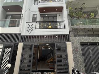 Nhà 4 tầng lầu mới giá quá tốt cho quý khách sở hữu ạh.
