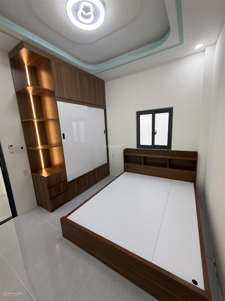 Nhà 4 tầng lầu mới giá quá tốt cho quý khách sở hữu ạh.