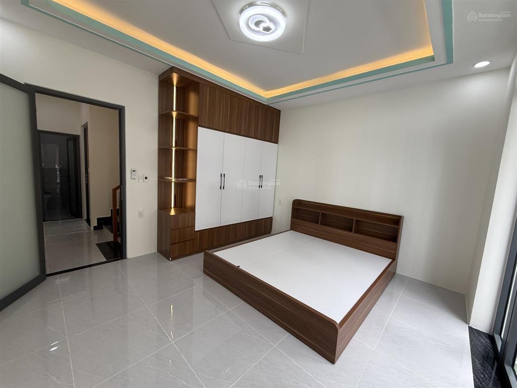 Nhà 4 tầng lầu mới giá quá tốt cho quý khách sở hữu ạh.
