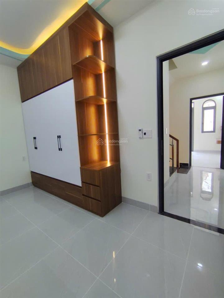 Nhà 4 tầng lầu mới 100%. full nội thất cao cấp. giá tốt ạh. đường ngô chí quốc. tam bình tp hcm.