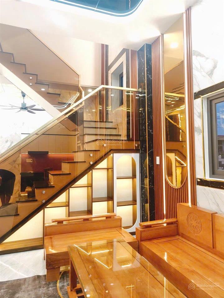 Nhà 4 tầng lầu mới 100% 74m². tỉnh lộ 43 giá tốt chính chủ cần bán.