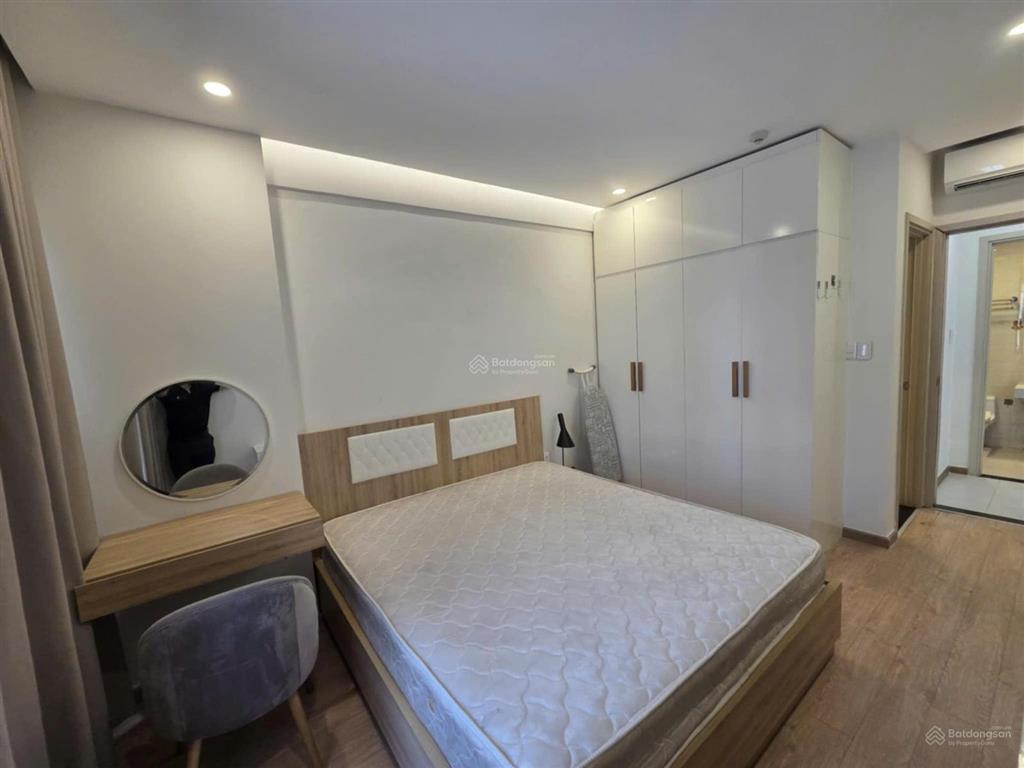 Bán căn hộ 2pn , 75m2 , new city thủ thiêm , tầng cao , view mát , 7,6 tỷ .