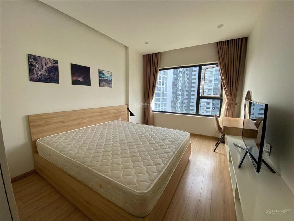 Bán căn hộ chung cư new city thủ thiêm 1pn có ban công view mát , giá tốt nhất thị trường .