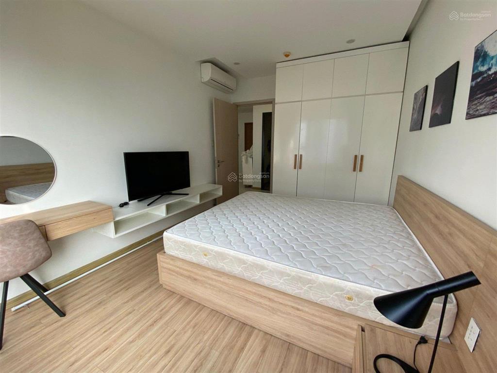 Bán căn hộ chung cư new city thủ thiêm 1pn có ban công view mát , giá tốt nhất thị trường .