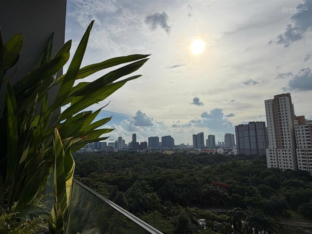Bán chung cư new city thủ thiêm quận 2, 2pn 2wc, tầng cao view thoáng giá tốt, 7,7 tỷ.