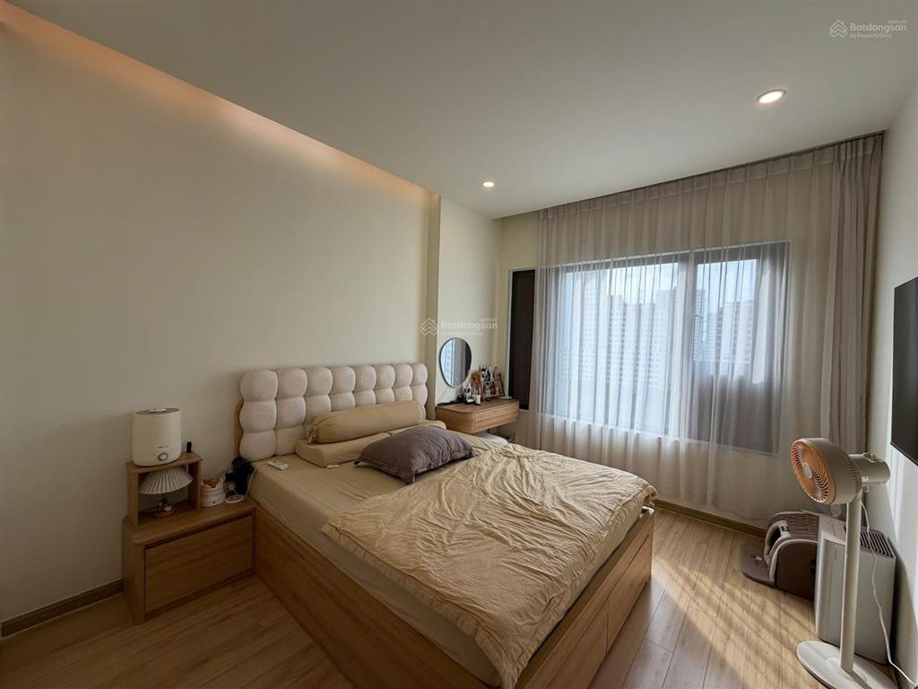 Bán chung cư new city thủ thiêm quận 2, 2pn 2wc, tầng cao view thoáng giá tốt, 7,7 tỷ.