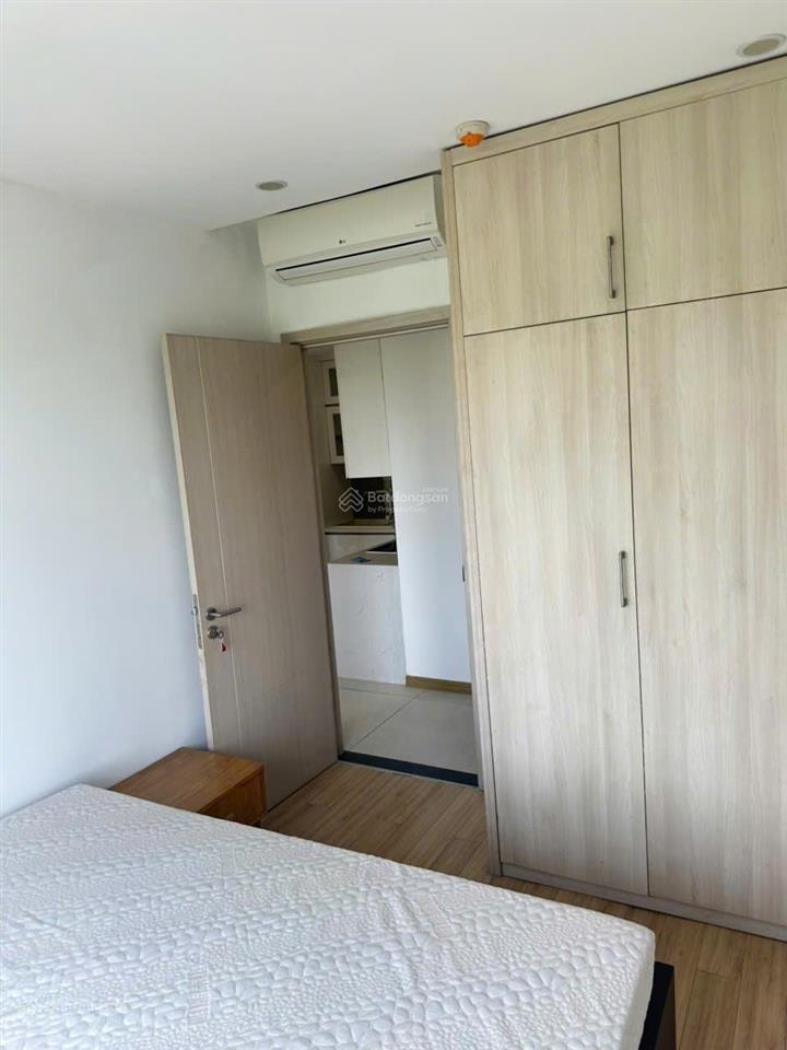 Cho thuê chung cư new city thủ thiêm quận 2, 3pn 2wc, view sông thoáng mát, giá 21tr/tháng.