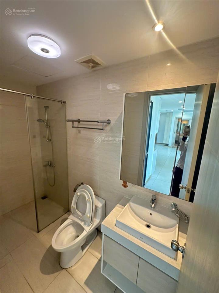 Cho thuê chung cư new city thủ thiêm quận 2, 3pn 2wc, view sông thoáng mát, giá 21tr/tháng.