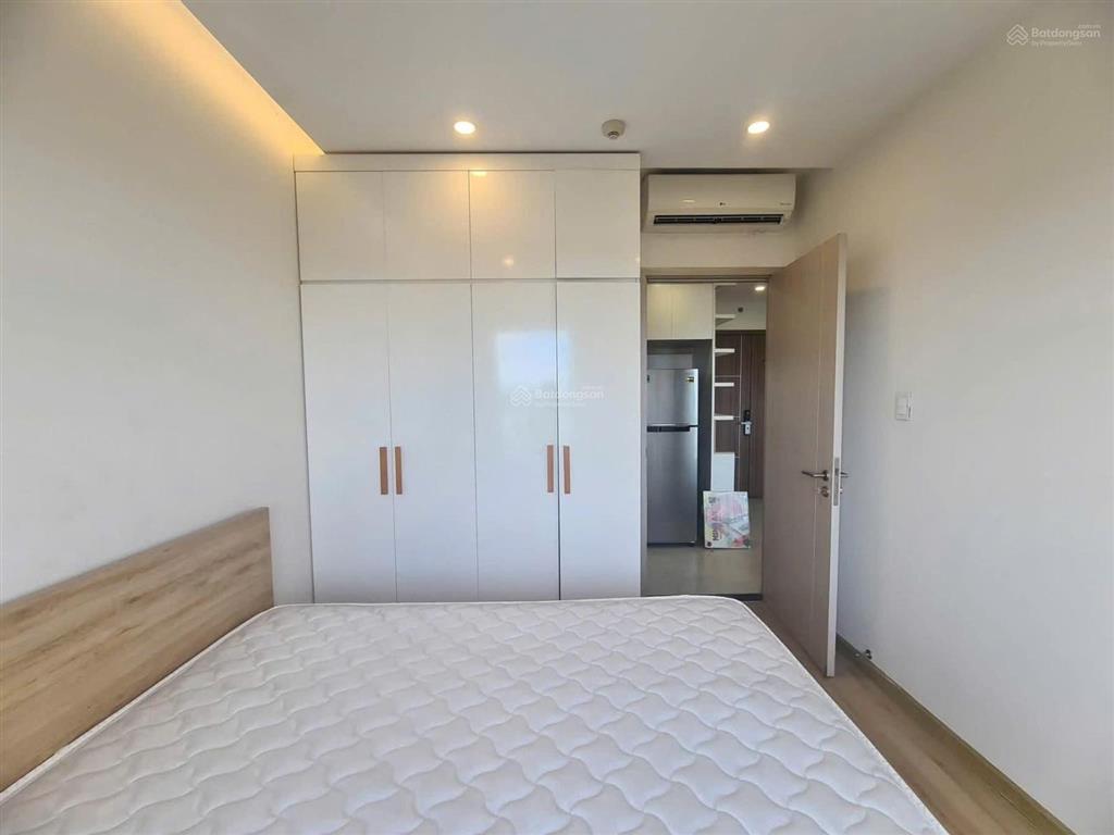 Cho thuê căn hộ dự án new city thủ thiêm quận 2 view sông trực diện, 2pn 2wc, full nội thất.