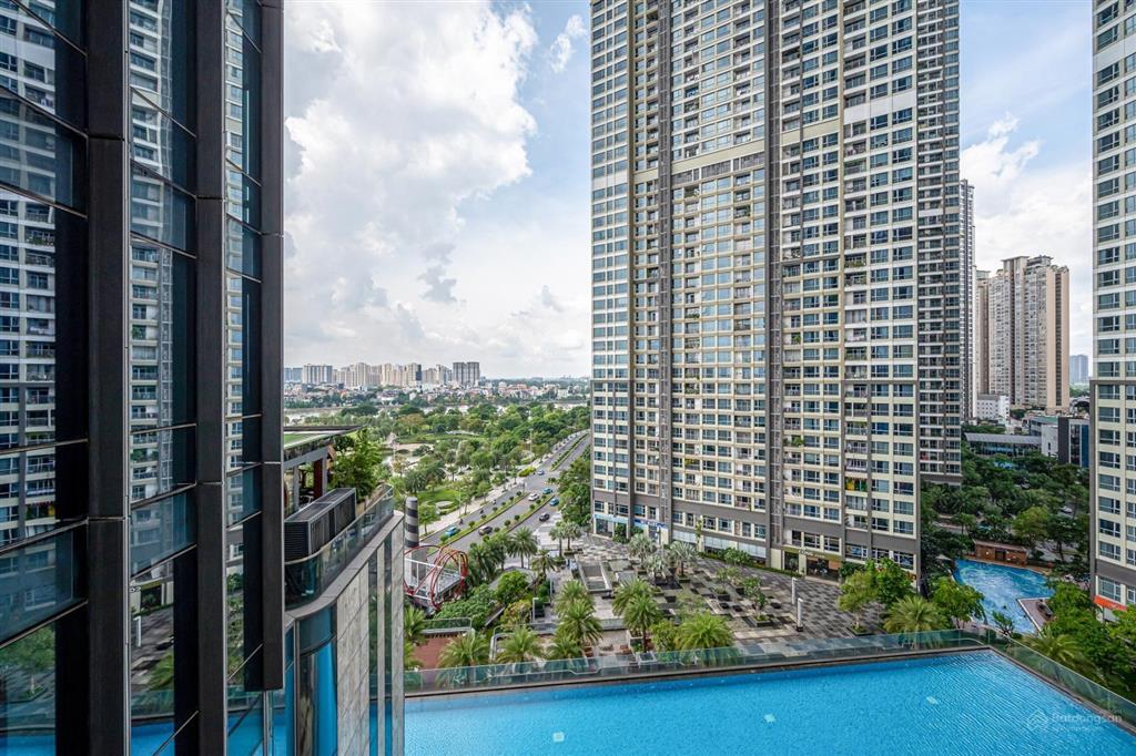 Bán 1 phòng ngủ landmark 81 view sông công viên