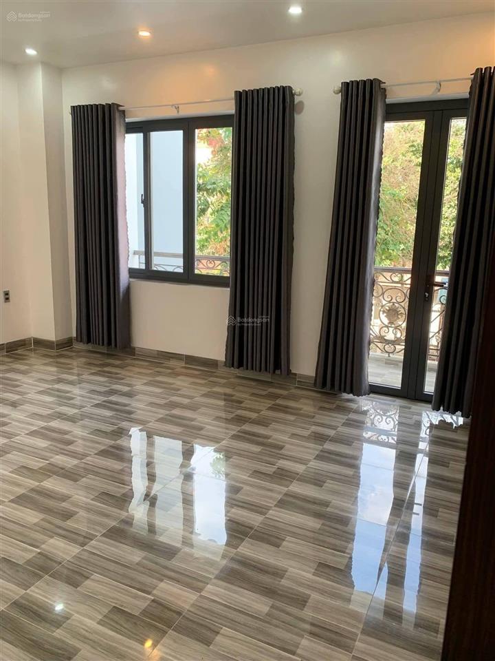 Giá quá tốt chỉ 8 tỷ , bớt lộc
bán nhà mặt tiền đường nguyễn du, phường bà rịa (phước hiệp cũ) thàn