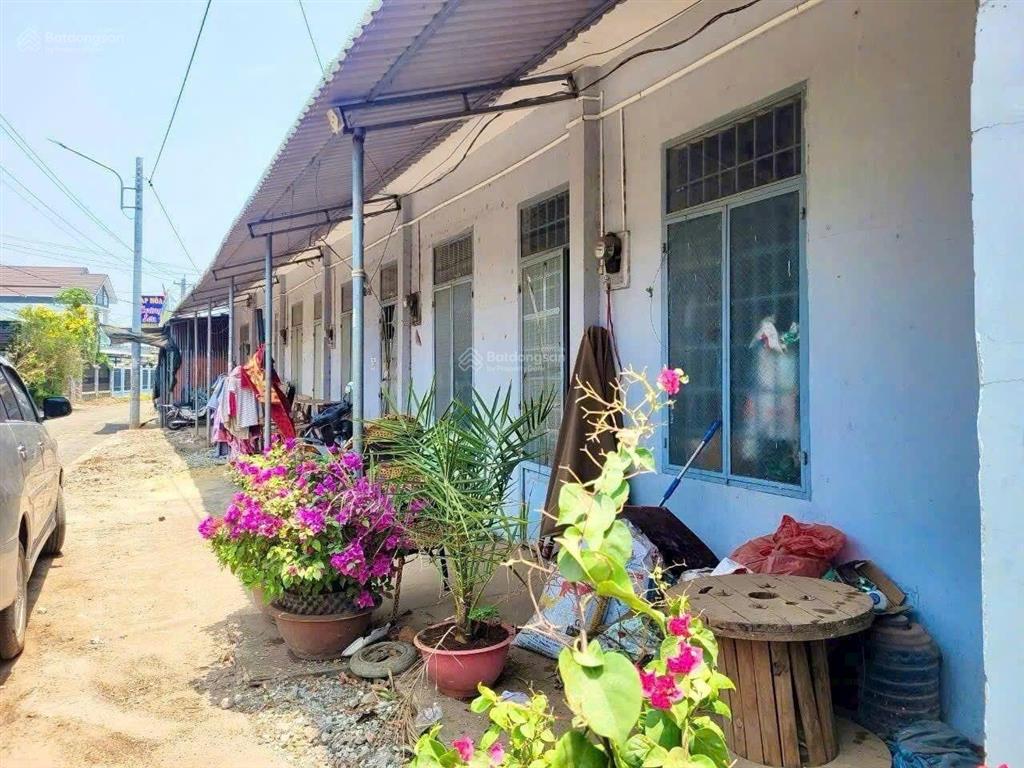 Bán nhà riêng tại lò rèn, 1,8 tỷ, 120m2, 3pn, 2wc