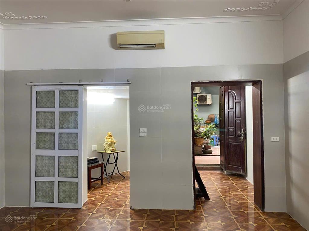 Chính chủ cho thuê nhà số 58 thợ nhuộm, hoàn kiếm