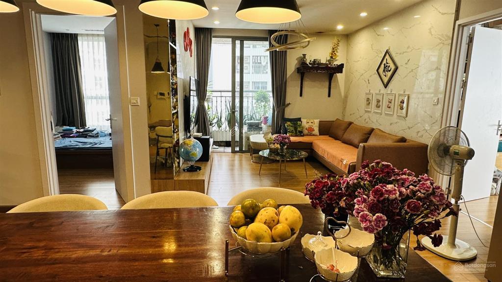 Chính chủ bán căn góc hiếm, hướng đông nam, tầng giữa toà park 6, times city, full nội thất