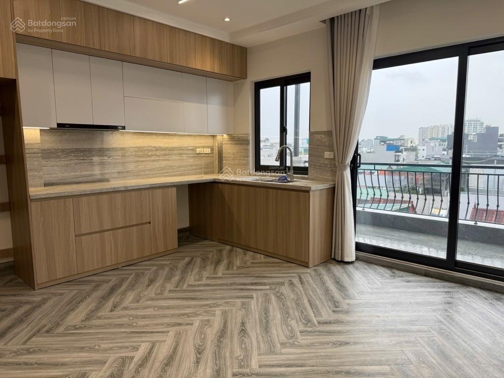 Nhà phố trạm 6 tầng  thang máy  ngõ nông  đầy đủ nội thất.