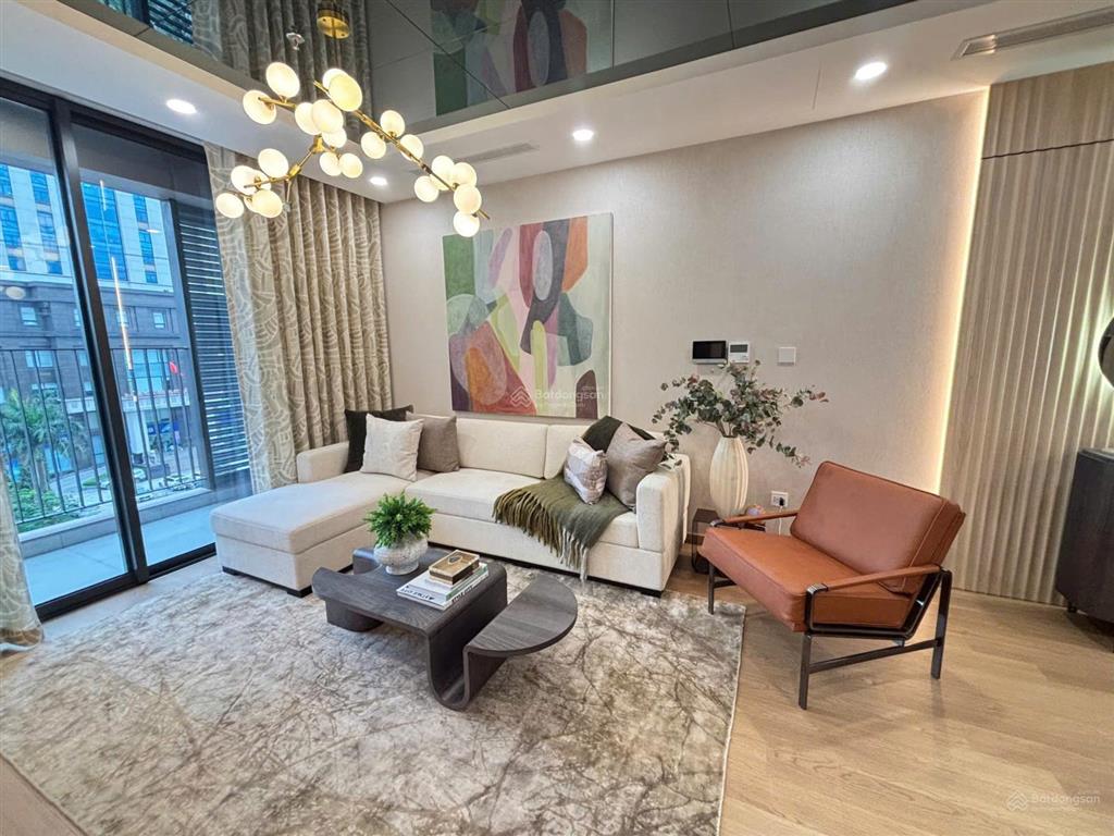 Bán căn hộ 3pn/91m2 the charm an hưng, ban công đông nam mát mé giá chỉ 7 tỷ giá hời dự án