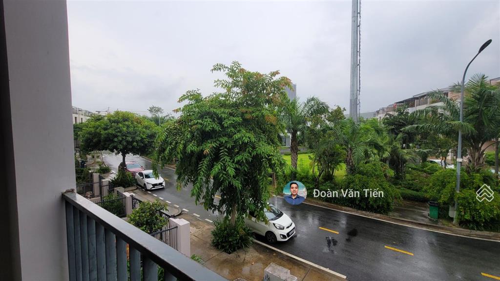 Lotus residences. bán căn góc vip 102m2  5pn  9,3 tỷ  p. bãi cháy, quảng ninh