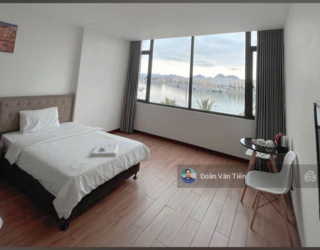 Bán ks mặt biển 80 phòng. 540m2 mt 32.5m sổ đỏ trao tay