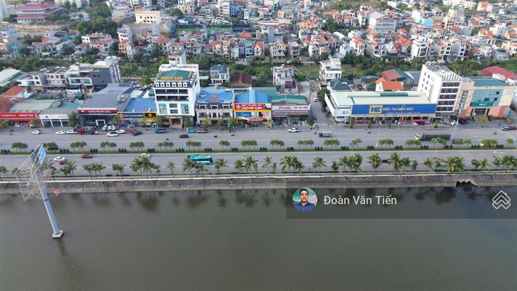 Bán lô 520m2mặt tiền 20m mặt hồ ngã tư ao cá giá 66 tỷ