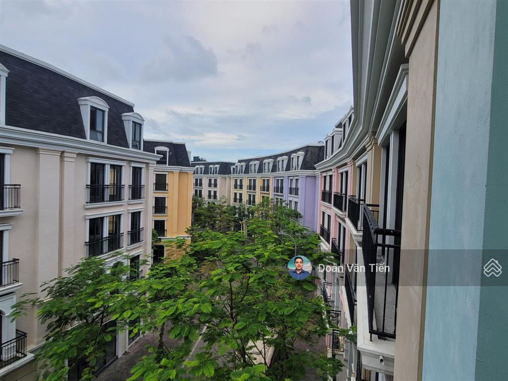 Bán 1 căn harborbay 81m²  hướng nam  đường to  giá tốt