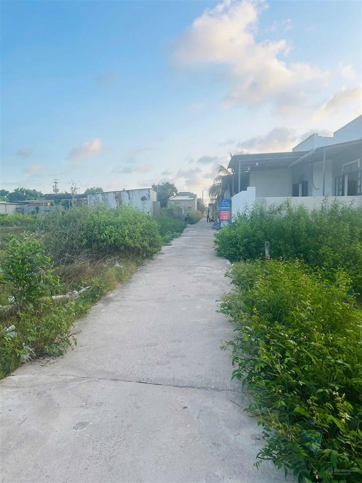 Bán đất 100m² thổ cư sau chợ tân bình