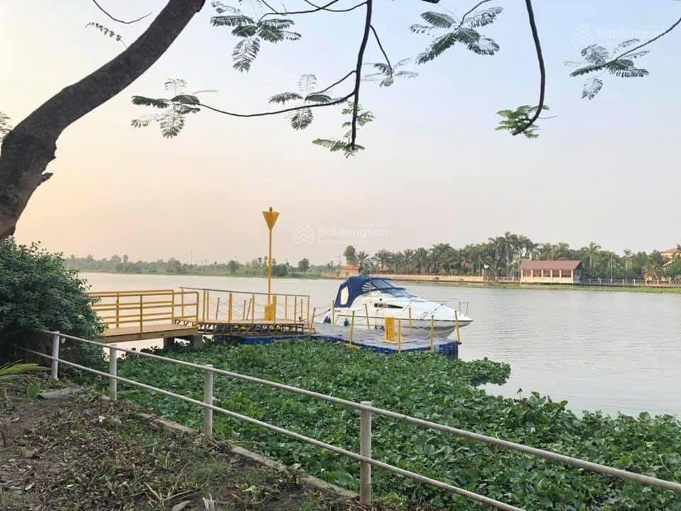 Villa đơn lập tuyết anh riverside 230m sân vườn 3 mặt 4pn 7,6 tỷ cạnh sông sài gòn