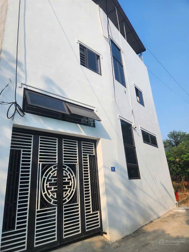 Bán tòa nhà trọ tại tân xã, hòa lạc 200m², gồm 15 phòng giá chỉ 12,2 tỷ.
