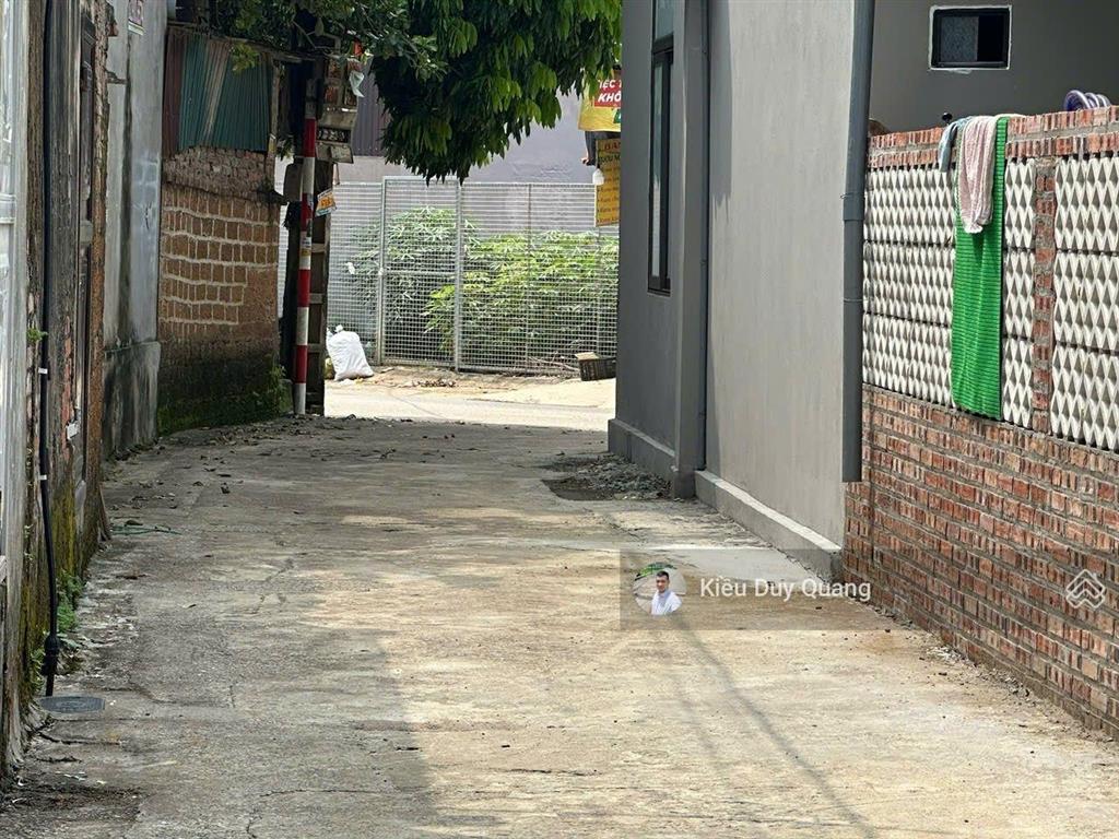 90m2 full thổ cư, mặt tiền 5m, xã hạ bằng, hà nội gần khu công nghệ cao hòa lạc giá chỉ 1,8 tỷ