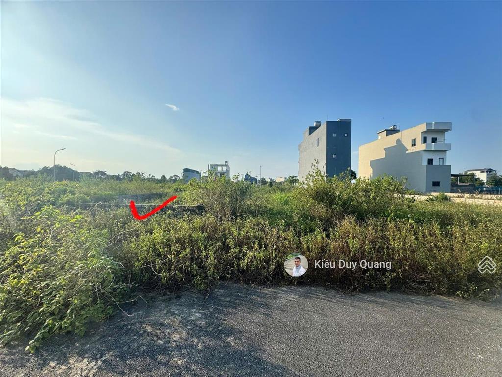 Bán gấp lô đất tái định cư bình yên, hòa lạc. dt 147.9m2, mt 5,9m, view công viên giá chỉ 49tr/m2