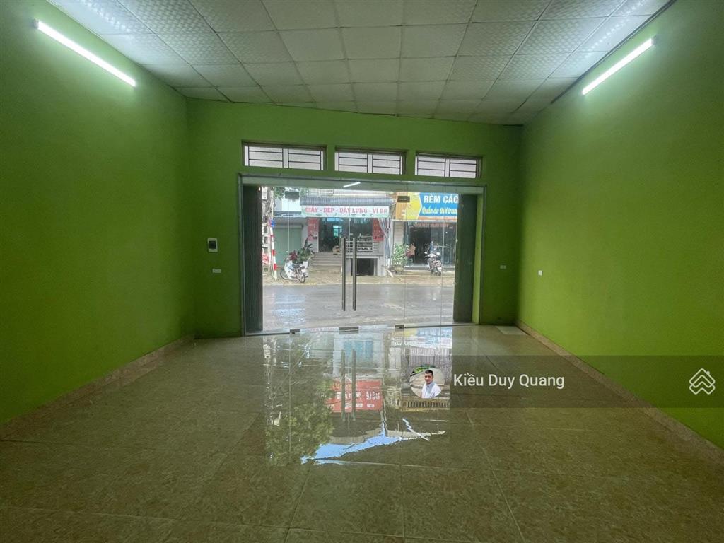 Cho thuê 60m2 mặt đường hạ bằng, thạch thất. có gác xép, vừa ở, vừa kinh doanh.  0962 783 ***