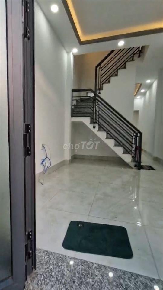 CHO THUÊ NHÀ NGUYÊN CĂN GẦN BỆNH VIỆN HOÀN MỸ THỦ ĐỨC. Giá 7 triệu
