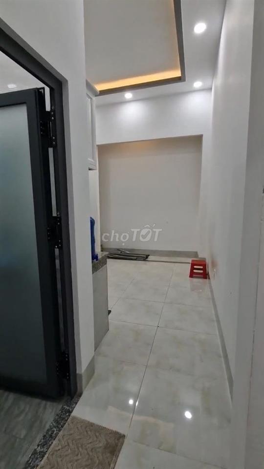 CHO THUÊ NHÀ NGUYÊN CĂN GẦN BỆNH VIỆN HOÀN MỸ THỦ ĐỨC. Giá 7 triệu