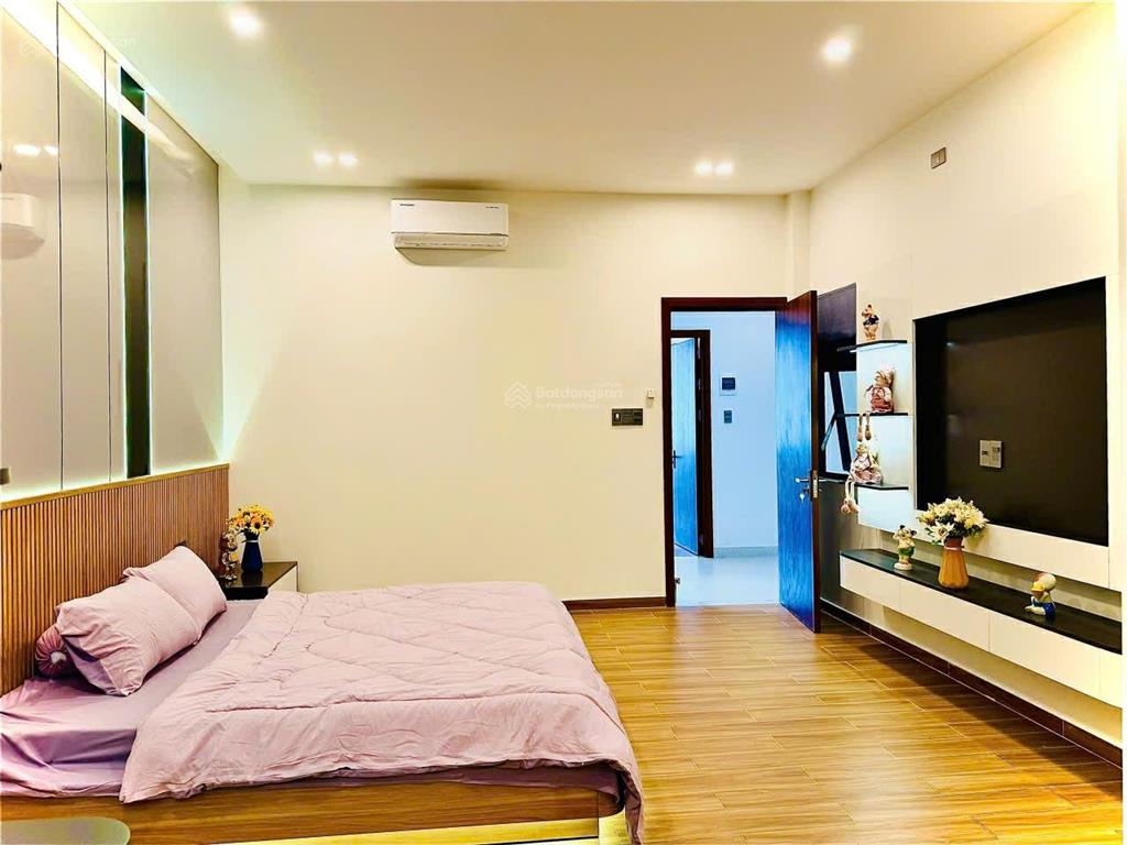 Nhà đẹp mặt phố ngay trung tâm đà nẵngđường nguyễn hữu thọ, gần bệnh viện gia đình và bv quân y 17