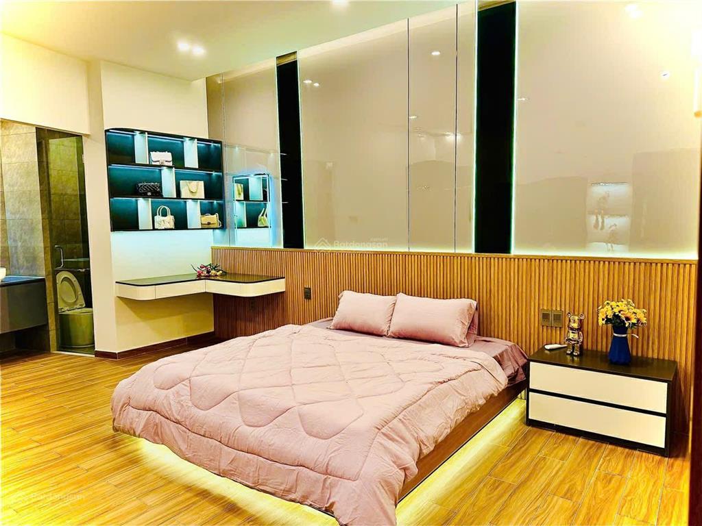 Nhà đẹp mặt phố ngay trung tâm đà nẵngđường nguyễn hữu thọ, gần bệnh viện gia đình và bv quân y 17