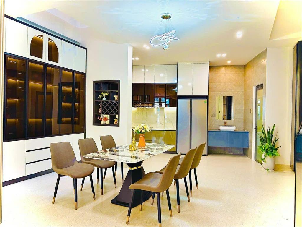 Nhà đẹp mặt phố ngay trung tâm đà nẵngđường nguyễn hữu thọ, gần bệnh viện gia đình và bv quân y 17