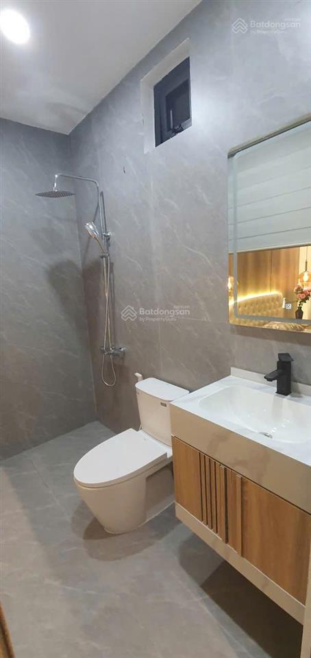 Nhà gần biển, xây cao cấp và tuyệt đẹp, mua ở sướng hoặc cho thuê và đầu tư antoàn, ôtô đậu sânnhà