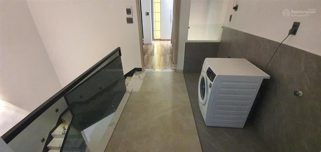 Nhà gần biển, xây cao cấp và tuyệt đẹp, mua ở sướng hoặc cho thuê và đầu tư antoàn, ôtô đậu sânnhà