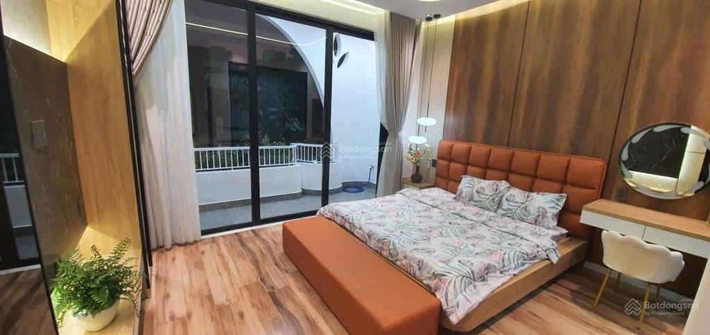 Nhà gần biển, xây cao cấp và tuyệt đẹp, mua ở sướng hoặc cho thuê và đầu tư antoàn, ôtô đậu sânnhà