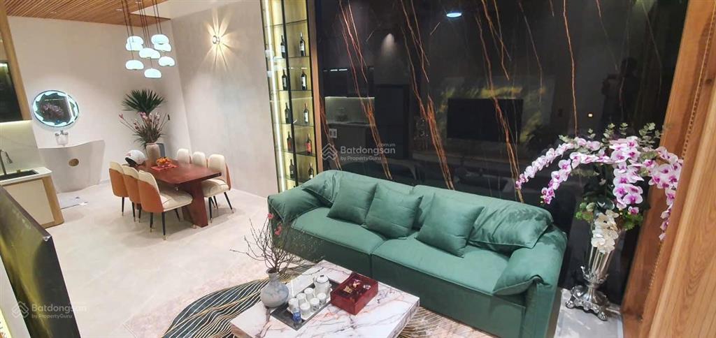 Nhà gần biển, xây cao cấp và tuyệt đẹp, mua ở sướng hoặc cho thuê và đầu tư antoàn, ôtô đậu sânnhà