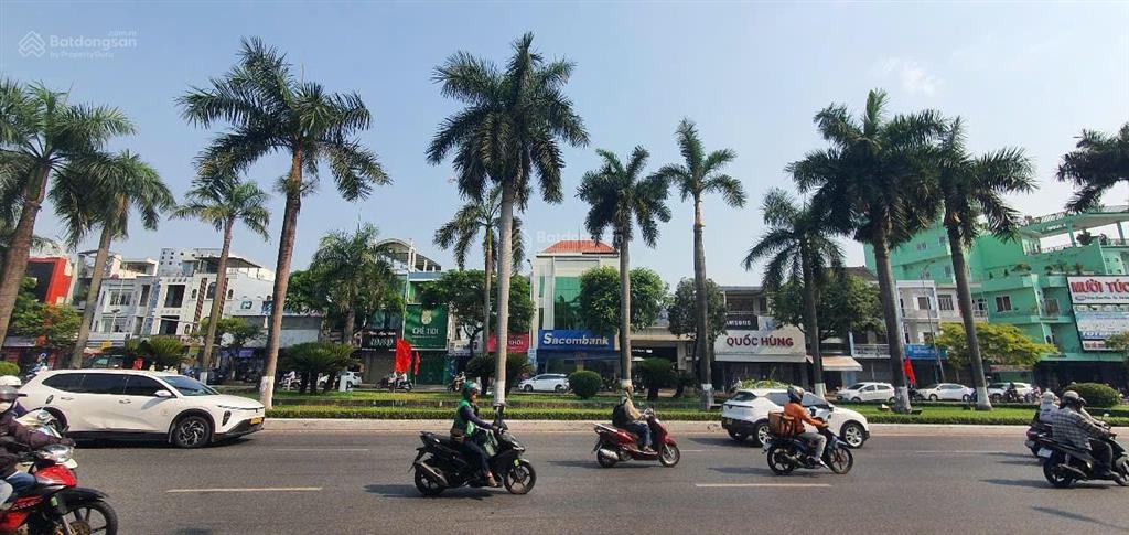 Nhà trung tâm đà nẵng, sát ngã tư thanh khê  mẹ nhu, vừa ở sướng vừa có dòng tiền ổn định 28 tr/th