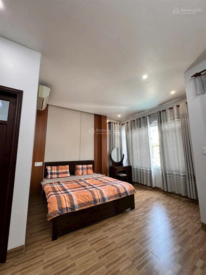 Căn nhà này có 3 khách hỏi nhưng chưa chốt. khả năng cao sẽ bay rất nhanh, gần chợ, mua ở sướng