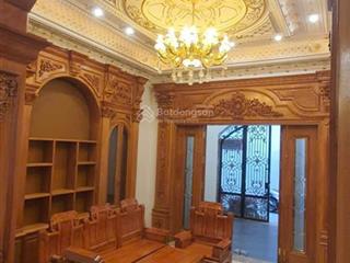 Nhà tuyệt đẹp ngay chợ thanh khê có trần dát vàng và nội thất gỗ quý, mua ở sướng hoặc làm homestay