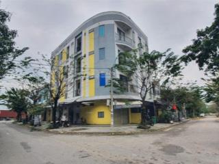 Tòa căn hộ lô góc 2 mặt tiền đường 7,5m, 4 tầng, 30 phòng, có dòng tiền tốt 100 triệu/th ~ 6,3%/năm