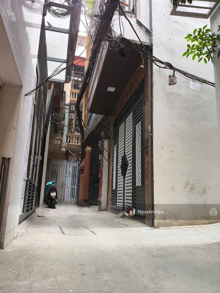 Bán nhà chdv tam khương 40m2 8 tầng thang máy lô góc 8 phòng kk  full đồ  dòng tiền ổn định