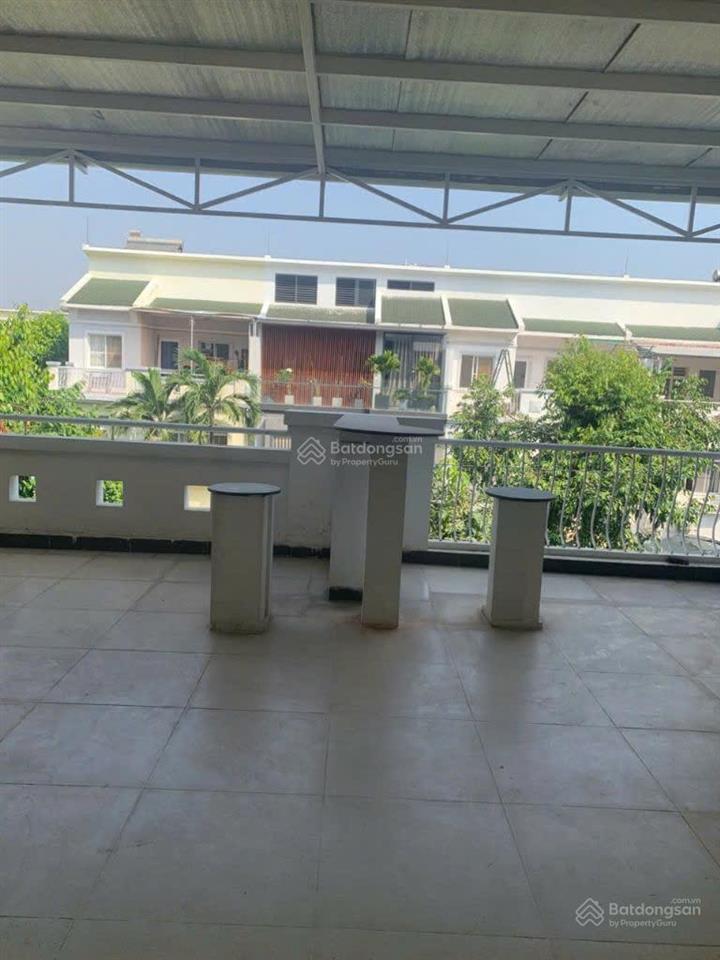 Cho thuê biệt thự hưng thái 1 phú mỹ hưng, quận 7  đất vàng chuyên villa