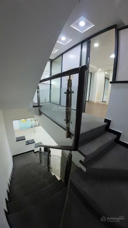 Cho thuê trệt hoặc trệt + lửng hưng phước 3, phú mỹ hưng, quận 7