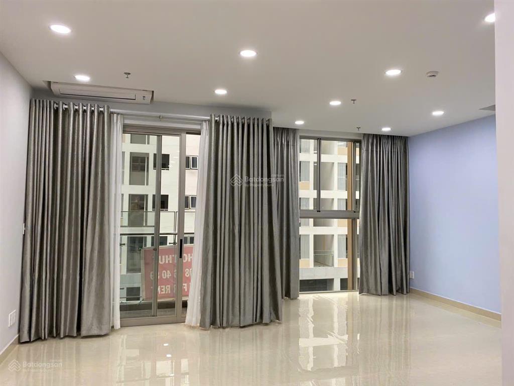 Cho thuê shop midtown m6 phú mỹ hưng.  0901 142 ***