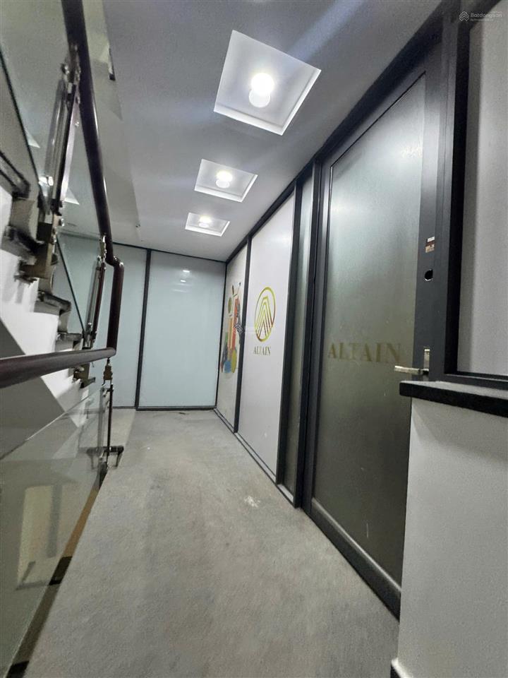 Cho thuê nguyên tầng lửng làm văn phòng tại hưng phước 3 giá 15 triệu/tháng.  0901 142 ***